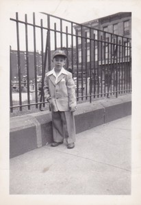 Peter in suit outdoors June 1951.jpg